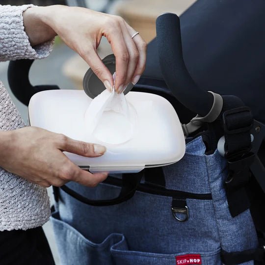 SKIP HOP - Grab & Go Perfect Snug Seal Wipes Case - Grey - ThePharmacy - 4 - ThePharmacy